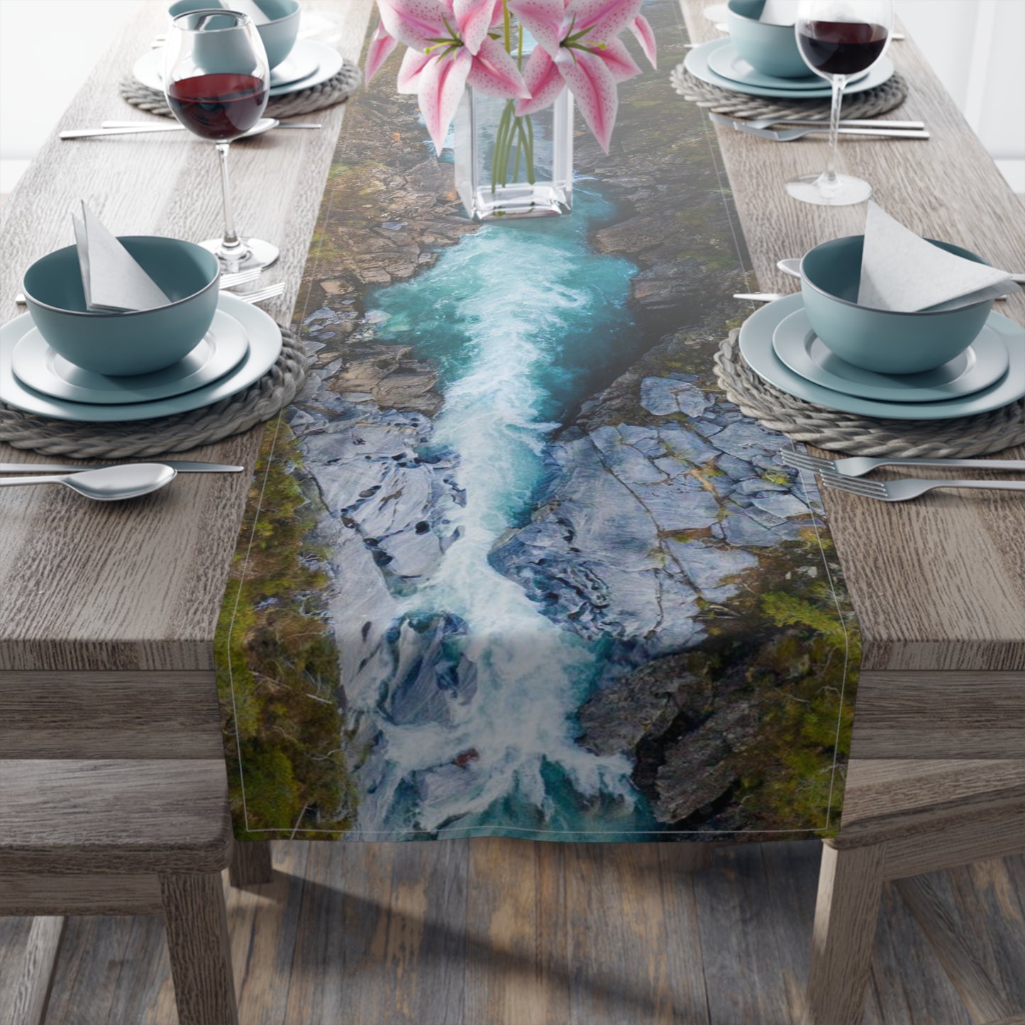 River Canyon Table Runner (Cotton, Poly)
