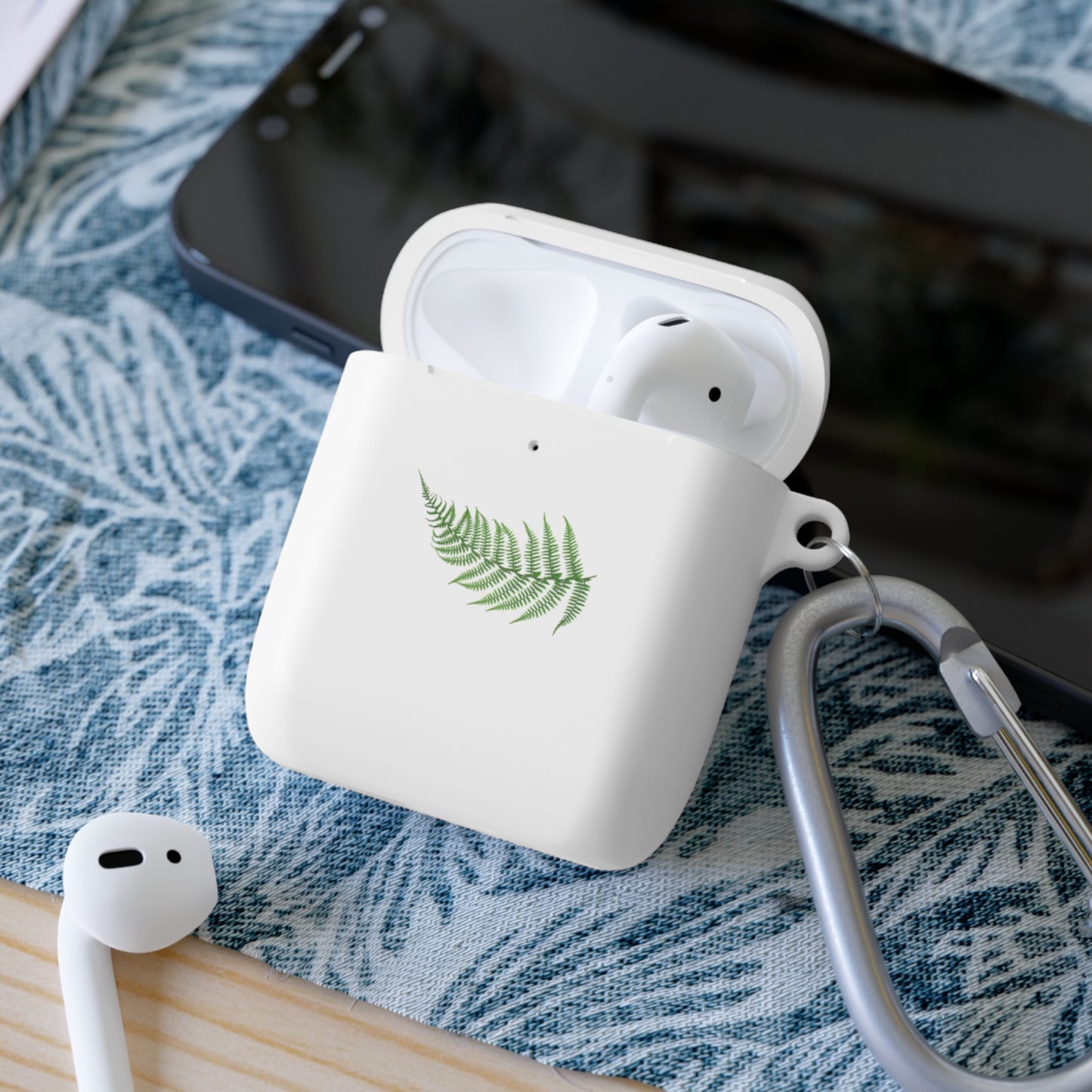 Green Fern AirPods and AirPods Pro Case Cover