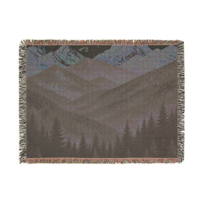 Mountain Landscape Woven Blanket — Cozy Forest Ridge Throw