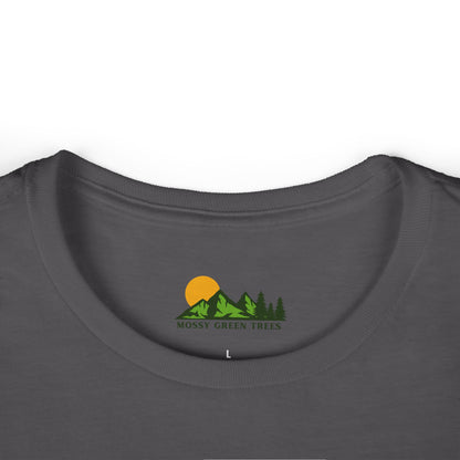 Women’s Mountain Landscape Tee — Retro Forest Graphic T-Shirt
