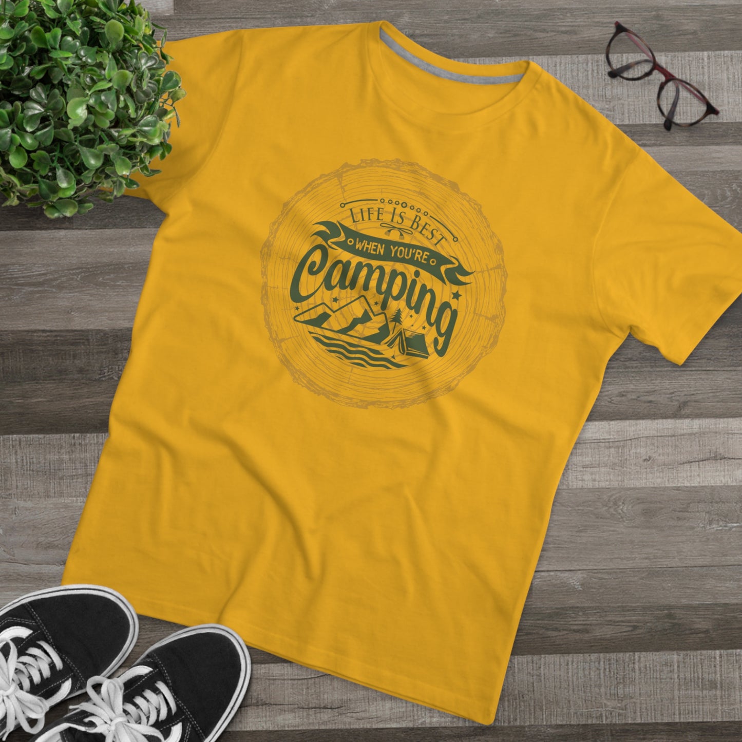 Life Is Best When Your Camping - Men's T Shirt