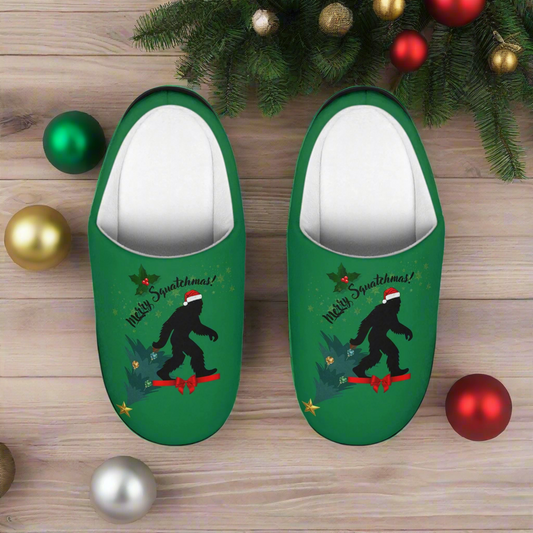 Merry Squatchmas - Men's Slippers