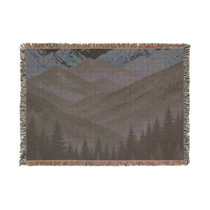 Mountain Landscape Woven Blanket — Cozy Forest Ridge Throw