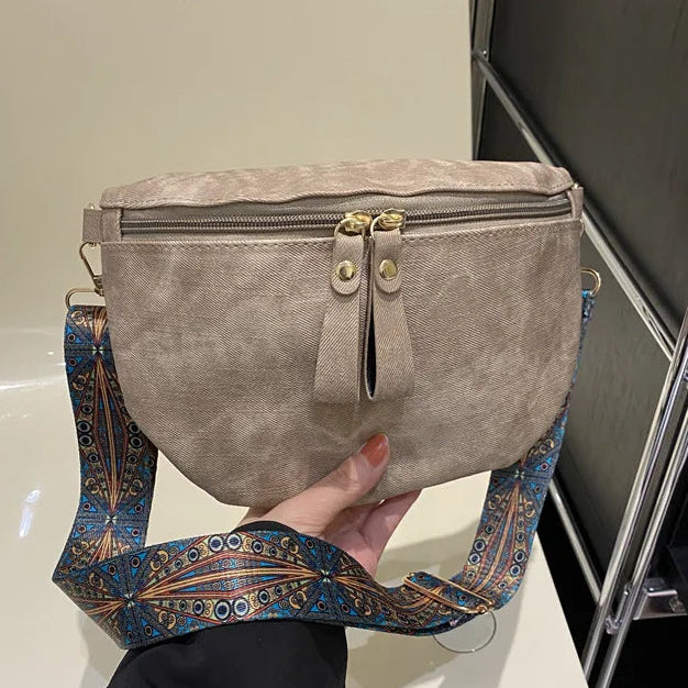 2025 Retro Wide Shoulder Women's Chest Bag Fashion Casual Armpit